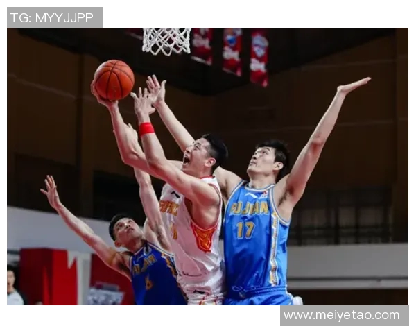 南京篮球队在选拔赛中以98分稳居积分榜首位展现强劲实力